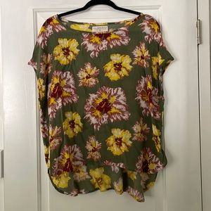 Alohiwai hibiscus top